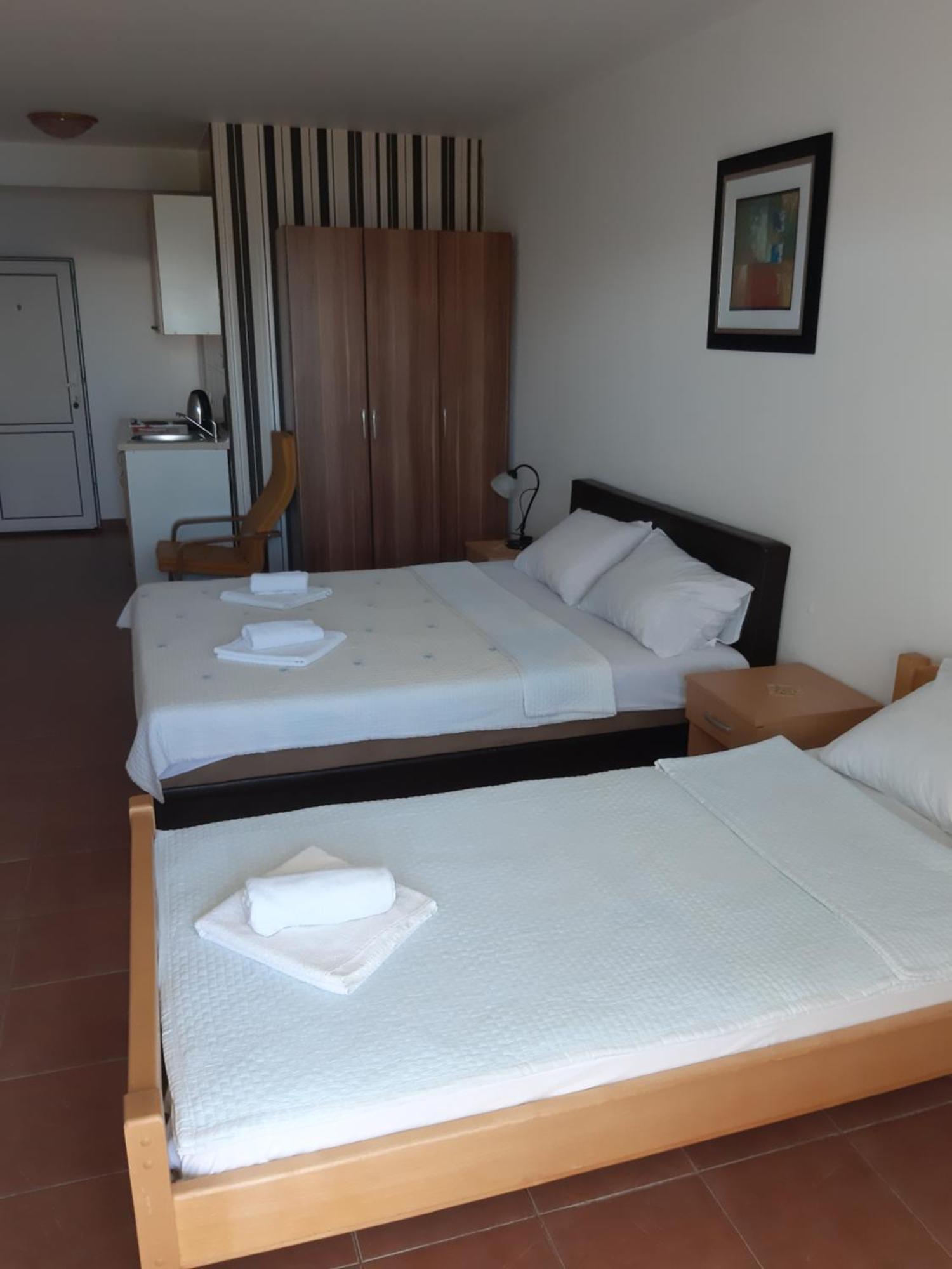 Guest House Perovic Sutomore Zimmer foto